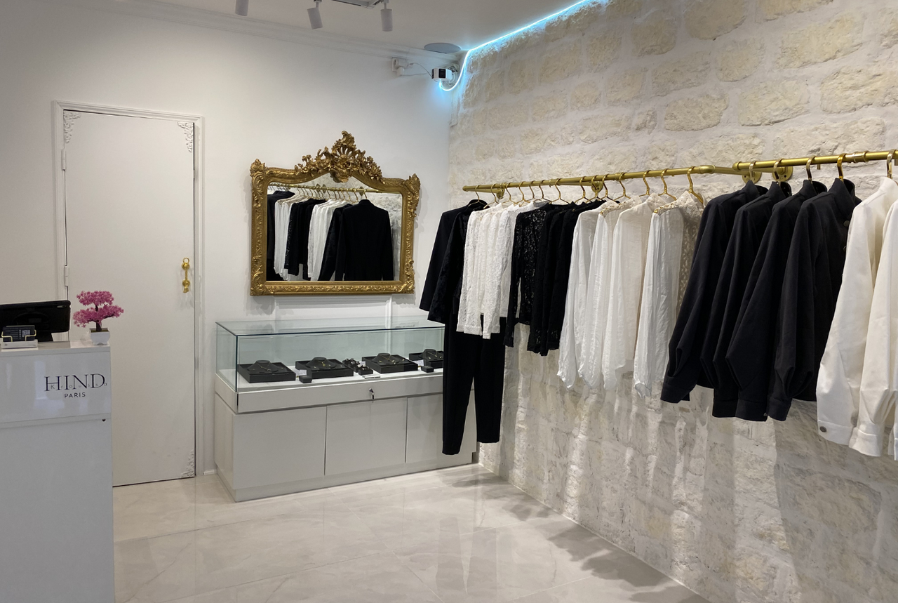 Hind Kroussa - Maison de mode Française haut gamme éthique, installée par Paris Commerces 