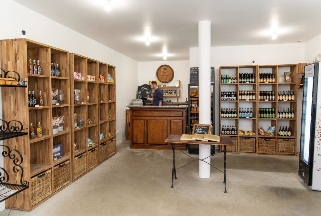 La Manufacture du Sans Gluten - Intérieur de la boutique sans gluten installée dans le 18e arrondissement