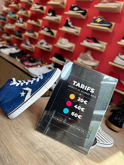 Sneak'CoeurZ - Boutique solidaire qui reconditionne les baskets installée à Paris 11e