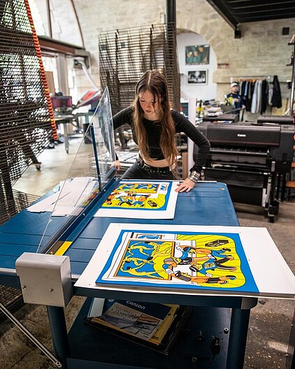 Affiches créées par Shlag Lab, l'atelier de sérigraphie du Viaduc des arts