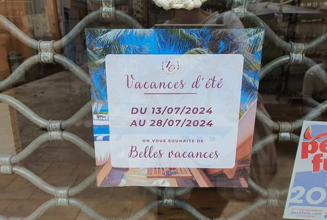 Annonce de la fermeture estivale d'un commerce