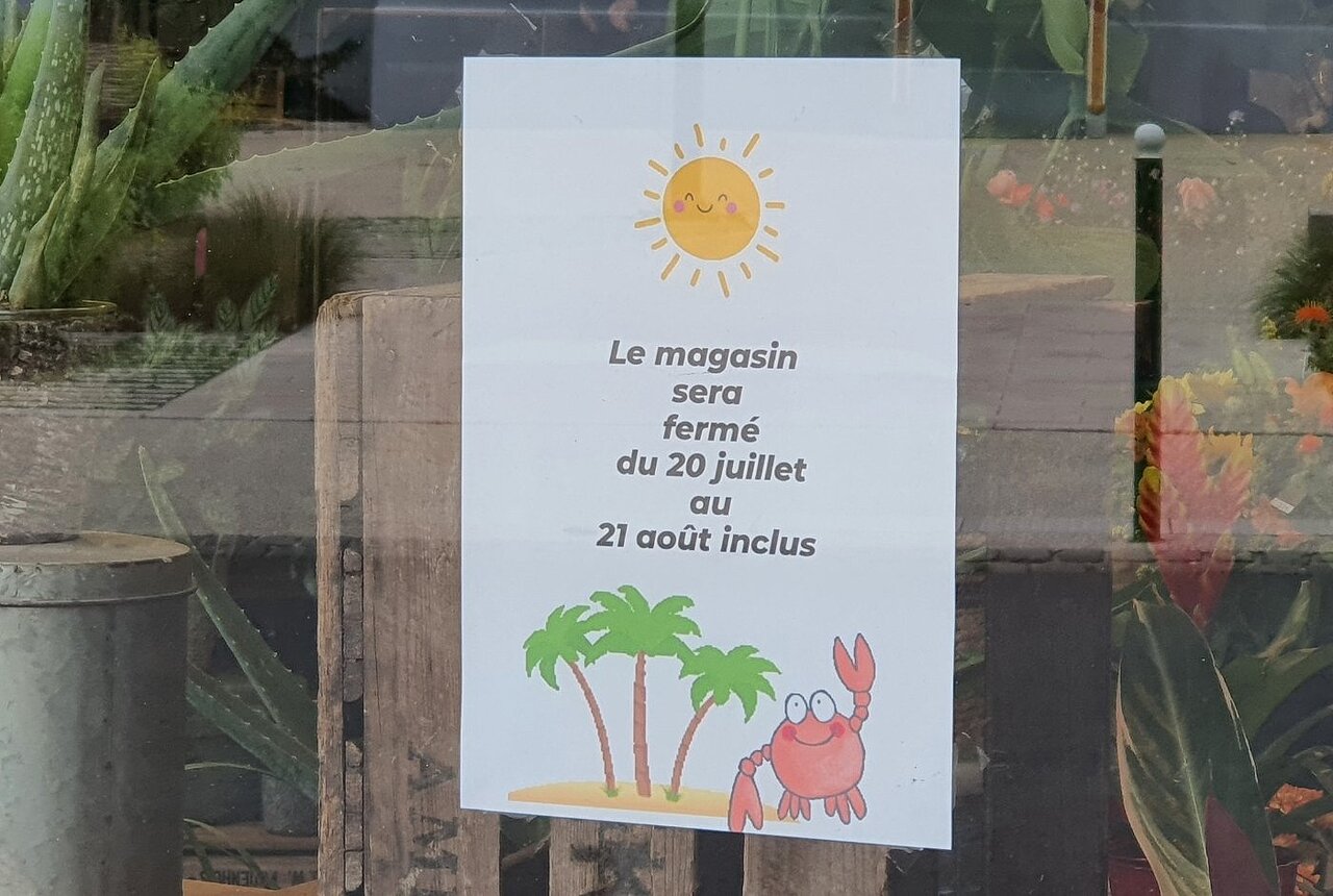 Annonce de la fermeture estivale d'un commerce