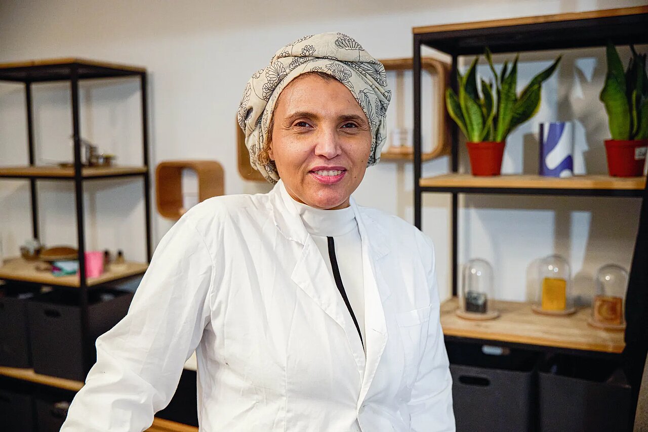 L'atelier d'Afro Dyte - Fondactrice de l'atelier de cosmétiques solides naturels Paris 12e