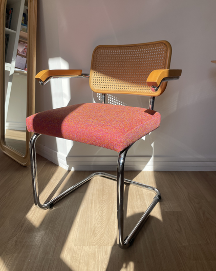 Maison Mazélane - atelier de tapisserie qui redonne vie à des meubles dans le 18 arrondissement