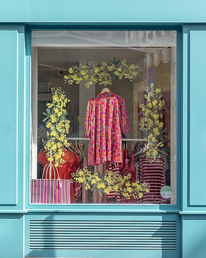 Vitrine Testeur de commerce les Jupes de Prune 