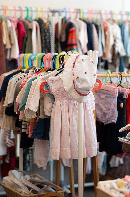 Encore 1 fois - Boutique de vêtements d'occasion pour enfants installée dans le 17e arrondissement