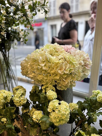 Flora Magnifica – Boutique de fleurs en tissu installée dans le 4e arrondissement 