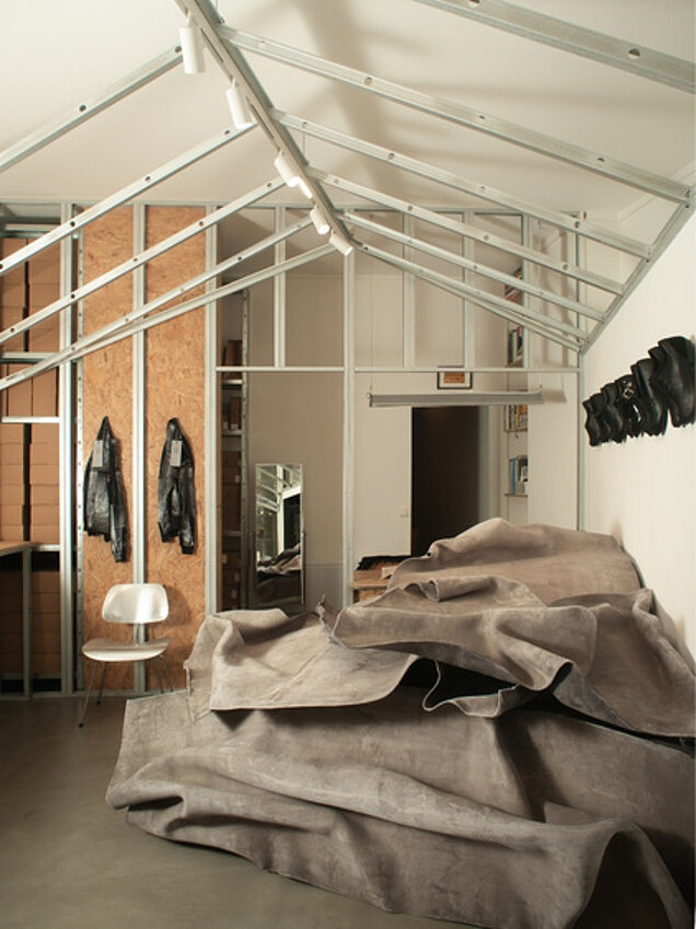 PHILEO - est une marque de chaussures avec une vision architecturale fondée par Philéo Landowski