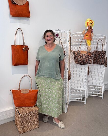 Balanis - Catherine Louraco, fondatrice de la marque de maroquinerie en liège