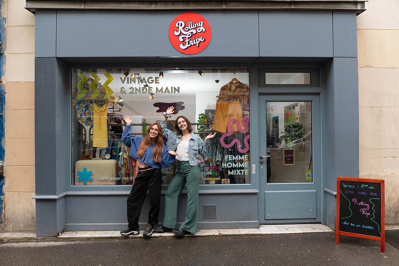 Rolling Fripe - Devanture de la friperie installée à Paris 10e