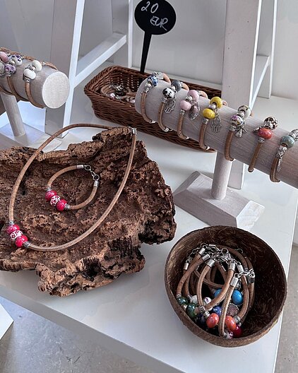 Balanis - Marque de créations en liège installée dans le Testeur de commerce Paris 10e