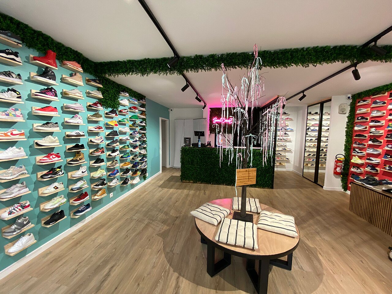 Sneak'CoeurZ - Première organisation de France spécialisée dans la collecte de baskets
