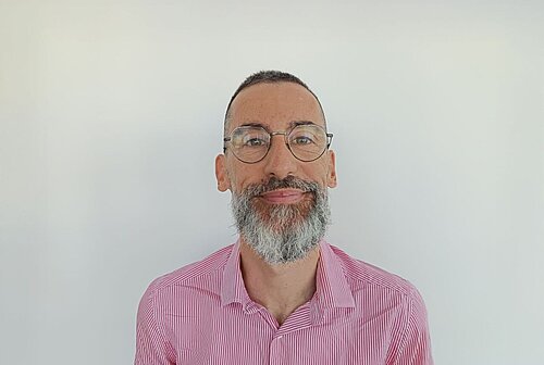 Interview d'expert - Vincent Dutot Professeur en Management des Systèmes d'Information et Marketing Digital  HDR